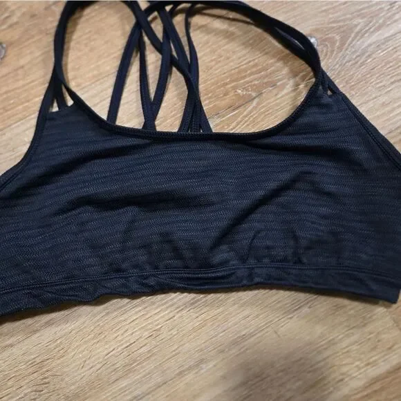 Athleta Black Strappy Sports Bra with Geometric Back - Picture 3 of 8